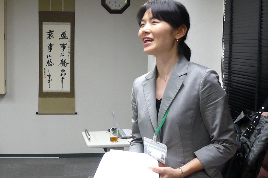 中村寛子